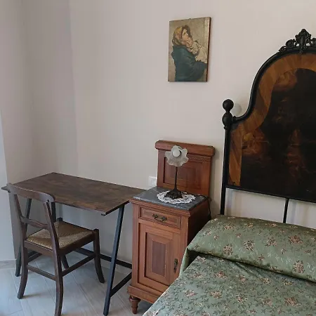 Della Rocca Di Camagna Mini-hôtel Camagna Monferrato