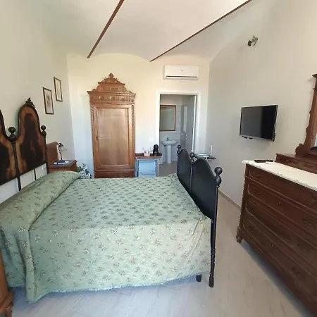 Della Rocca Di Camagna Mini-hôtel